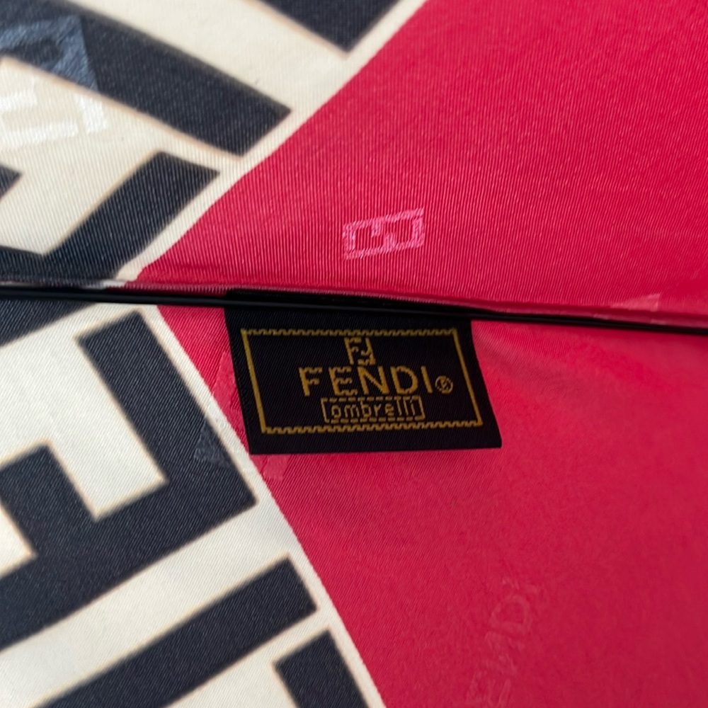 Fendi Monogram Umbrella - Picture 8 of 13